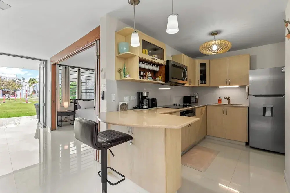 Playas Del Yunque Condo: Pool & Beach Access