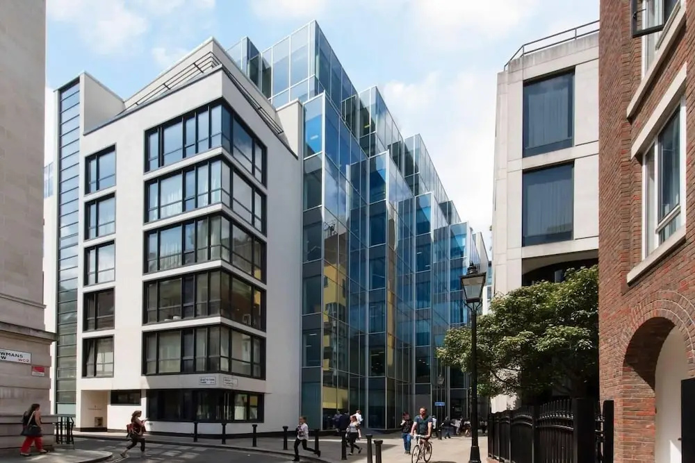 Sleek 1 Bedroom in the Heart of Central London
