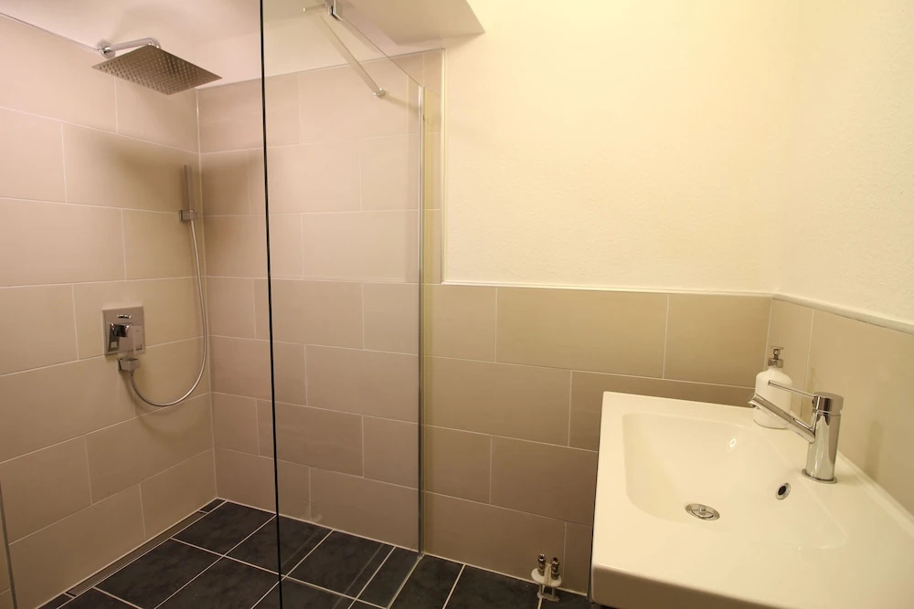 The Suites City Apartments