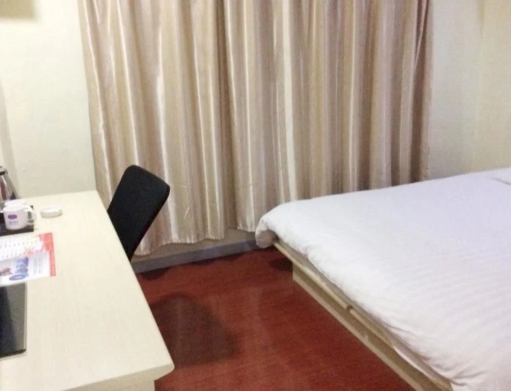 Hanting Hotel Zibo Yiyuan Lushan Road