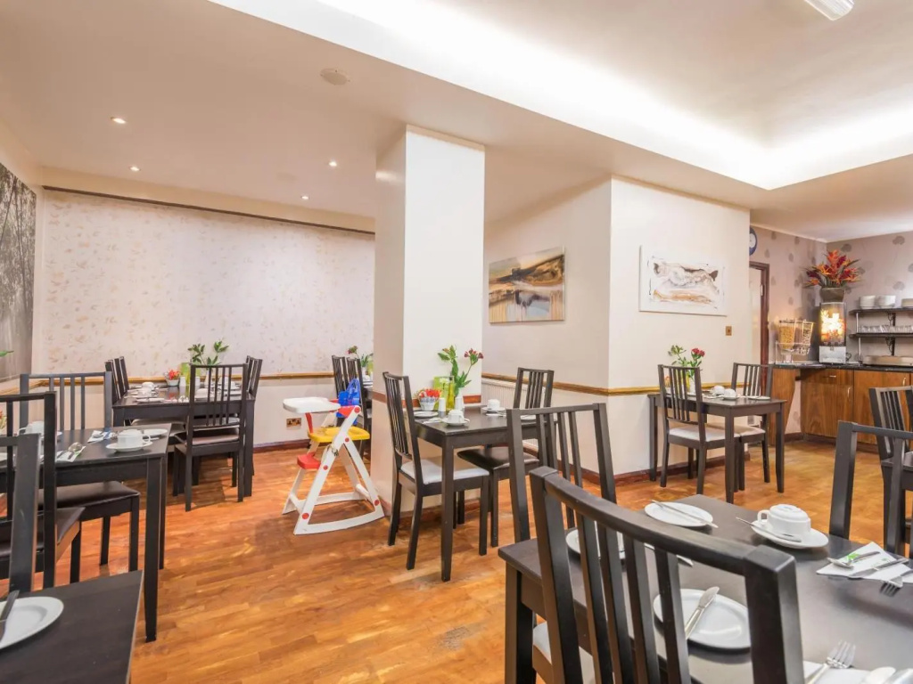 Brunel Hotel
