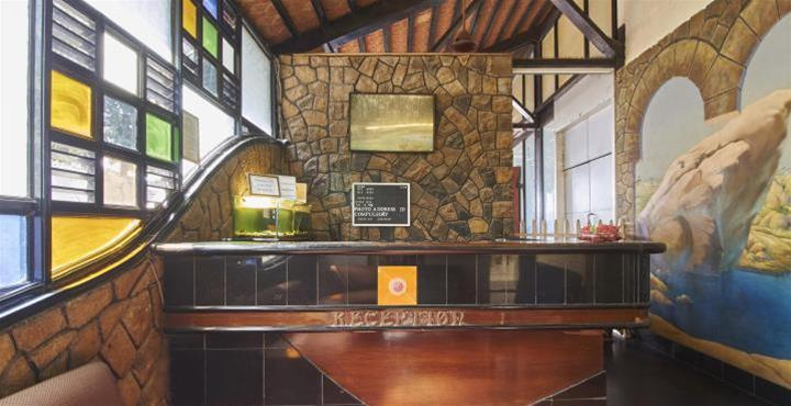 Bloom Hotel - Juhu