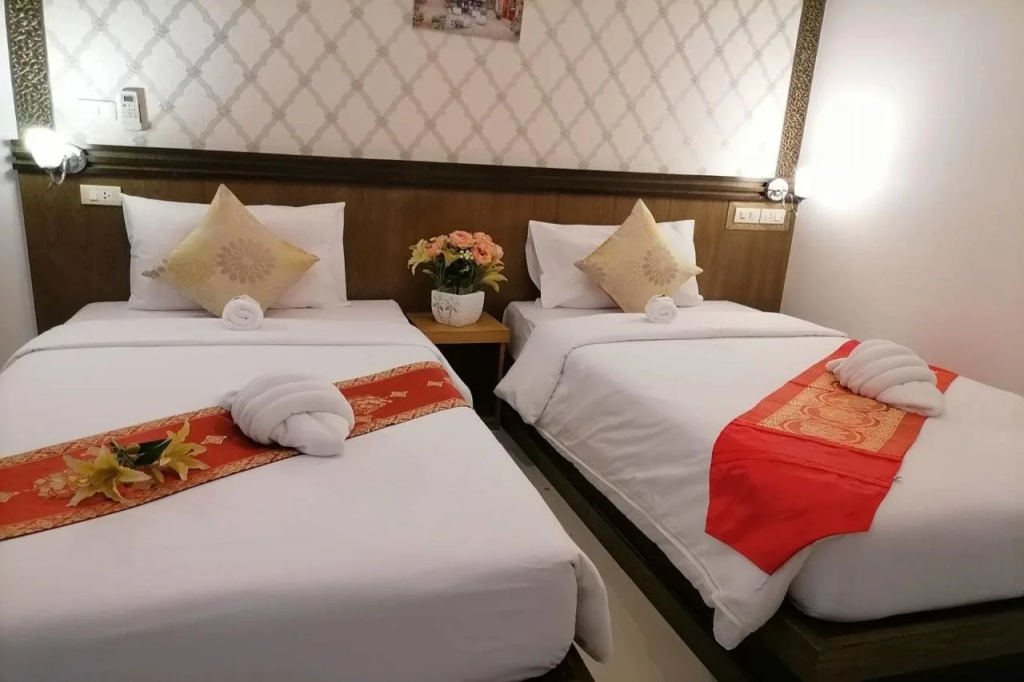 NJ PATONG HOTEL