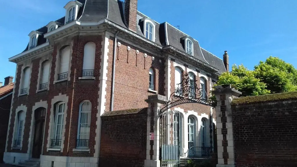 Au coeur des remparts2, residence du château