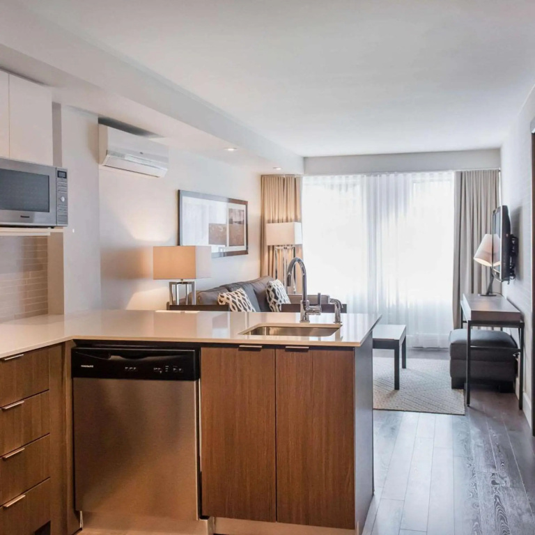 Les Suites Victoria, an Ascend Collection Hotel