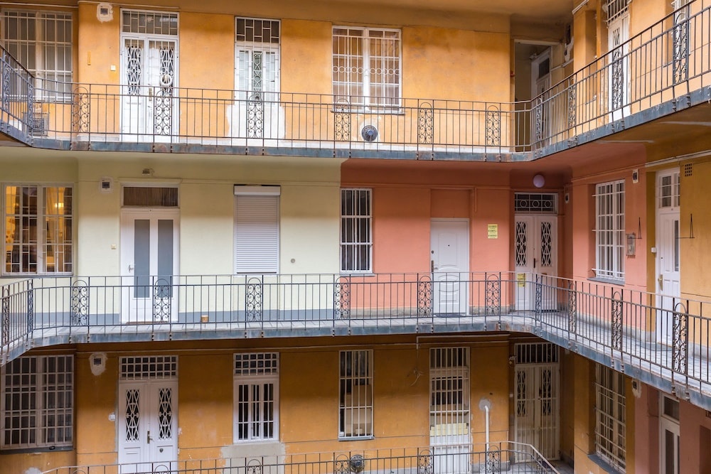 Real Apartments Kertész II.