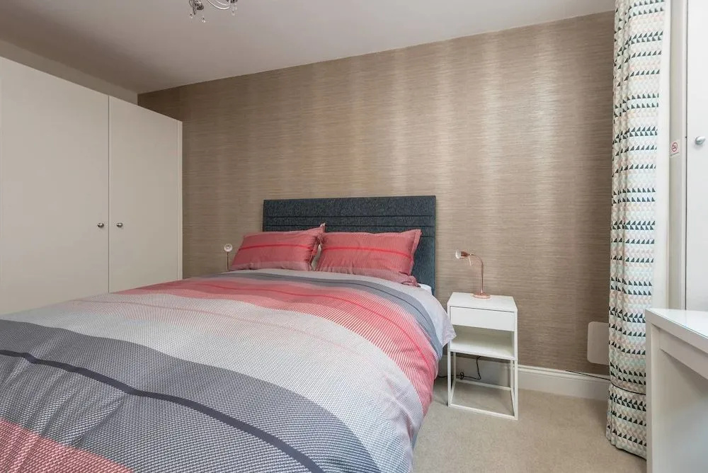 JOIVY Super Central Luxury Edinburgh Apartment