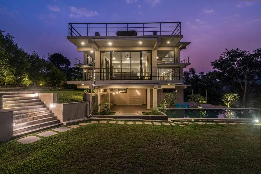 SaffronStays Mountain Aer, Karjat