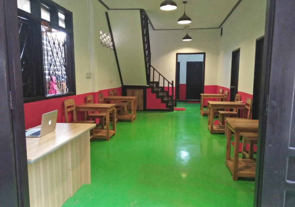 Y Not Laos Hostel
