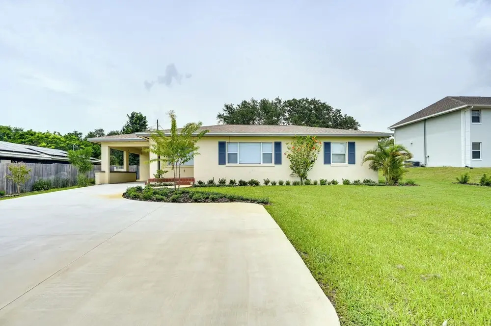 Sunny Lake Wales Getaway - 1 Mi to Downtown