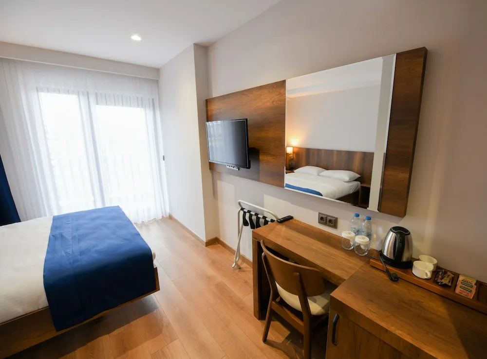 REF İNN HOTEL