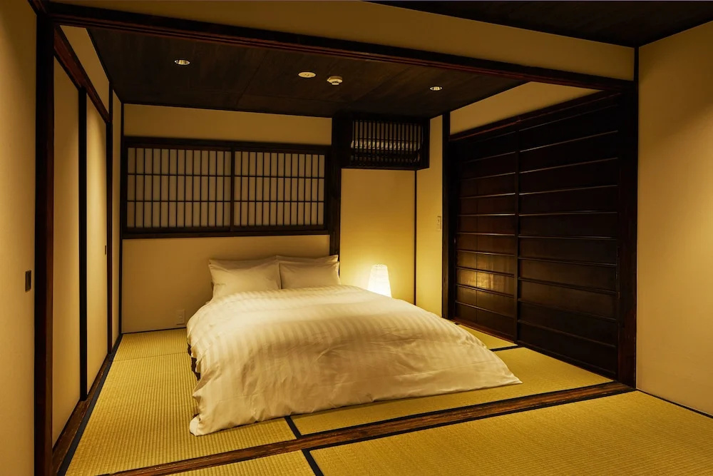 YADORU KYOTO HANARE Washi No Yado