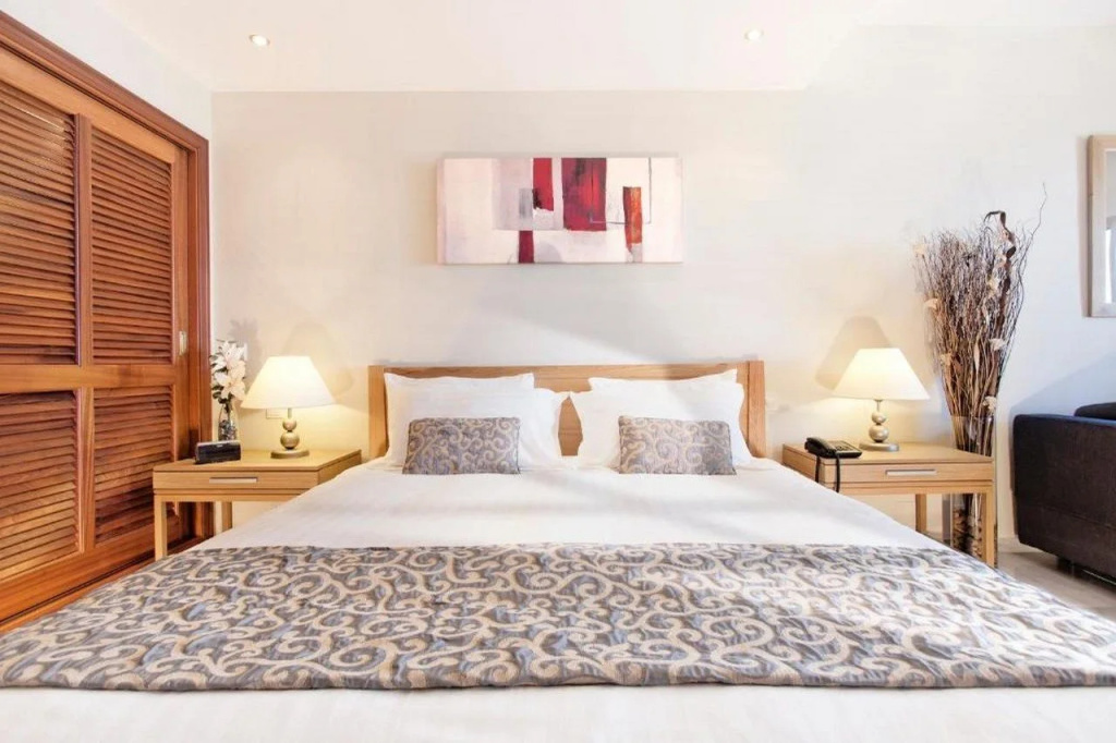 Sunset Beach Club Hotel Apartments