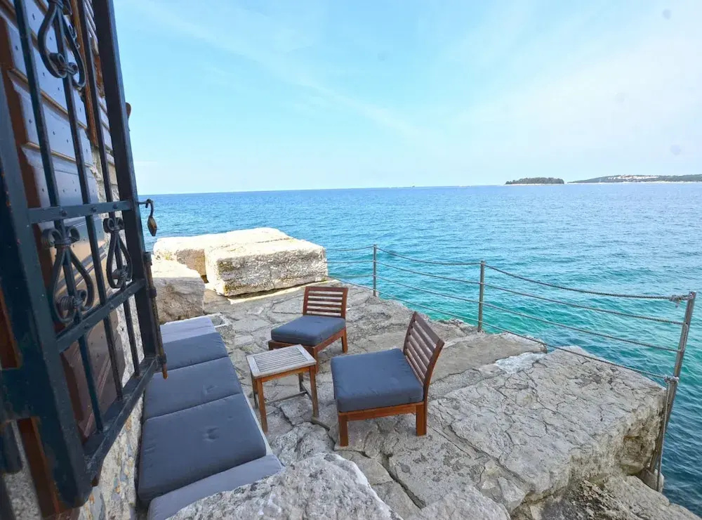 Waterside Cove Oasis Apartment Rovinj