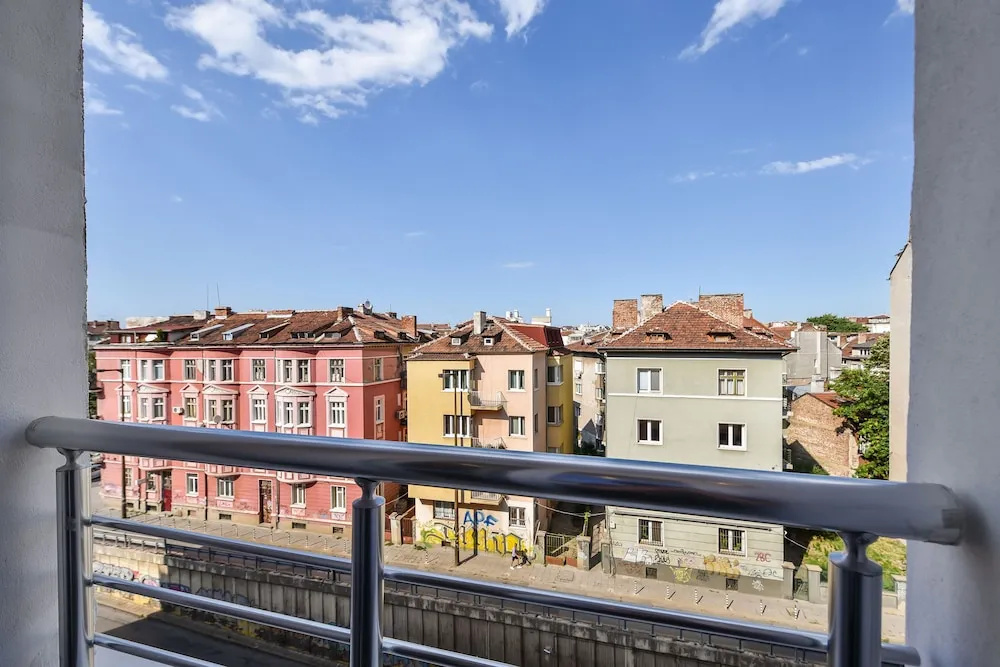 FM Luxury 2-BDR Apartment - Sofia Dream on Skobelev Blvd.