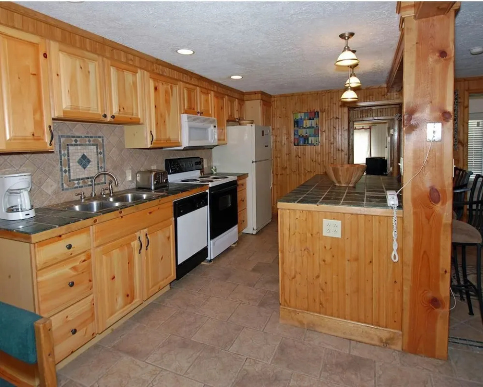 4 Br: Shamrock 28