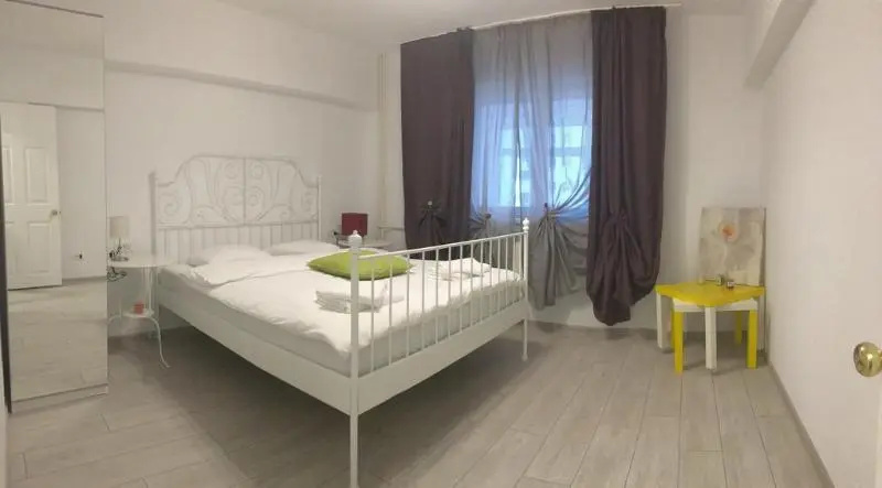 Green Apartment Mircea Voda