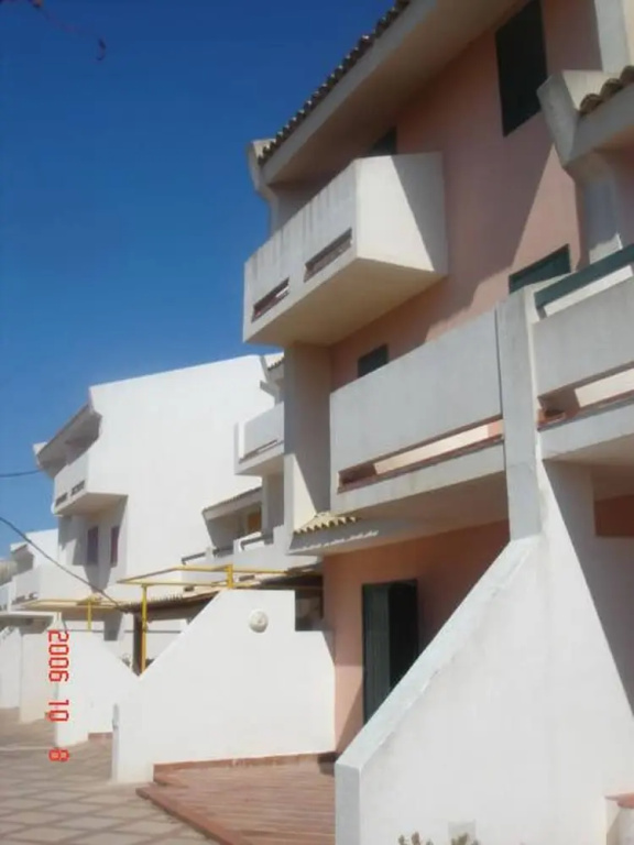 The Sisters House -100 Meters From the sea