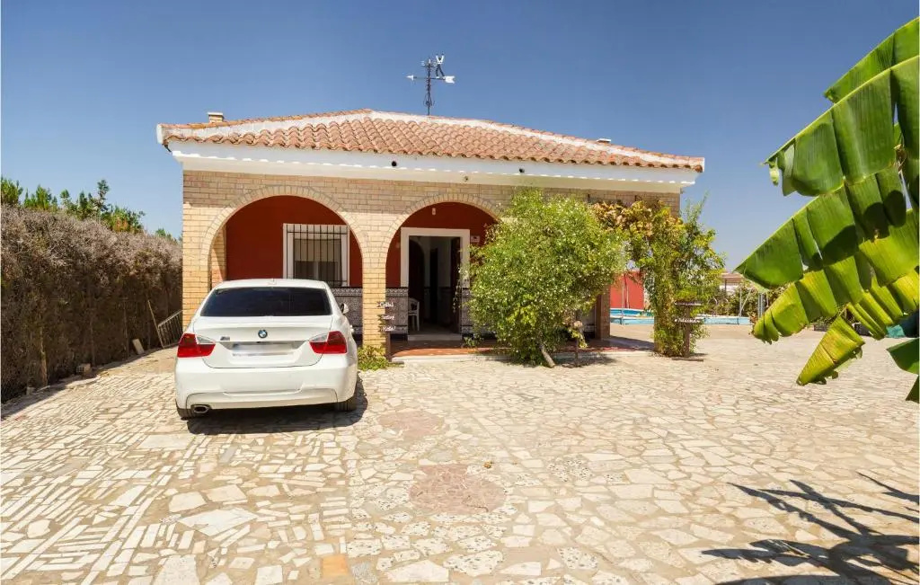 3 Bedroom Lovely Home In Olivares