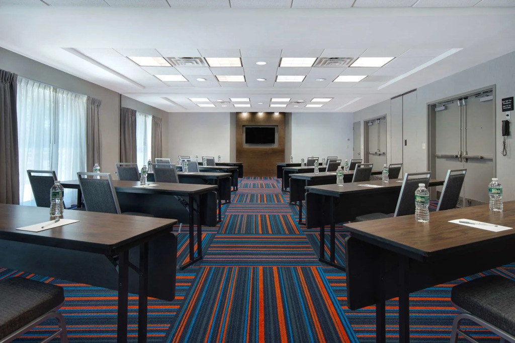 Hampton Inn & Suites Yonkers