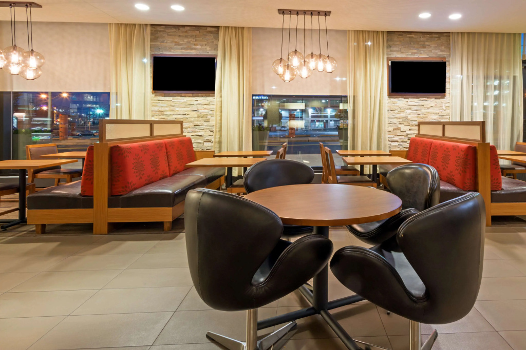 Hyatt Place Nashville Downtown
