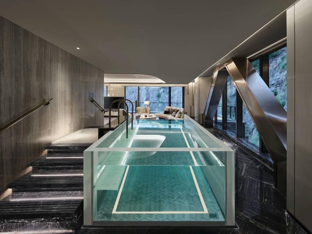 InterContinental Shanghai Wonderland by IHG