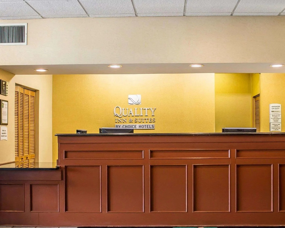 Wilkes-Barre Inn & Suites