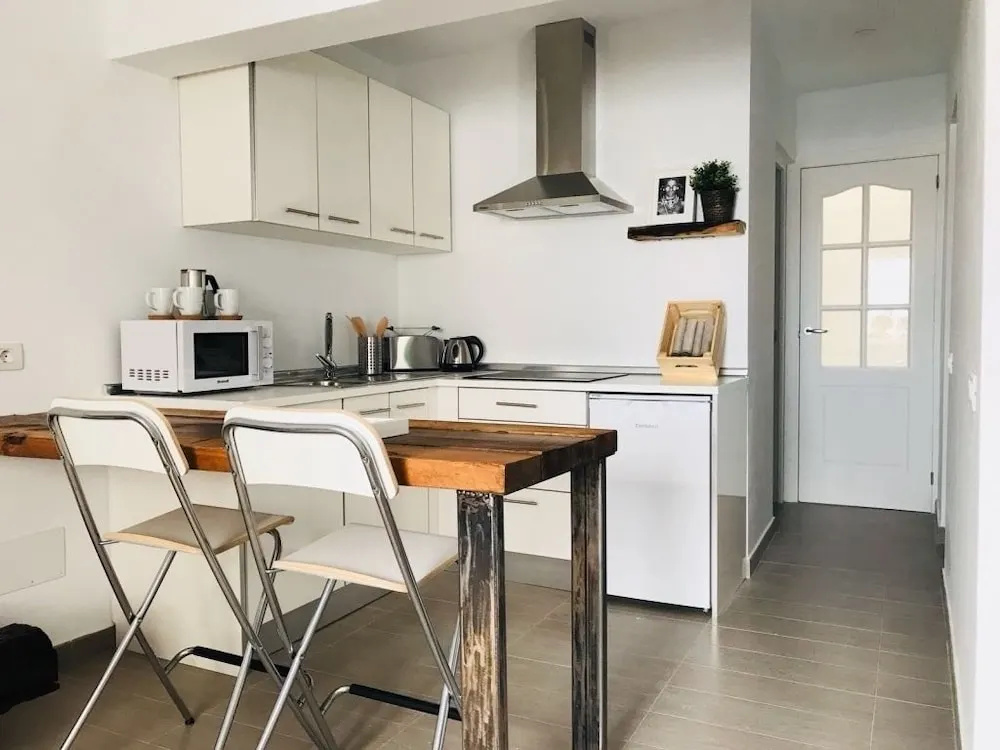 LSWhite Apartment