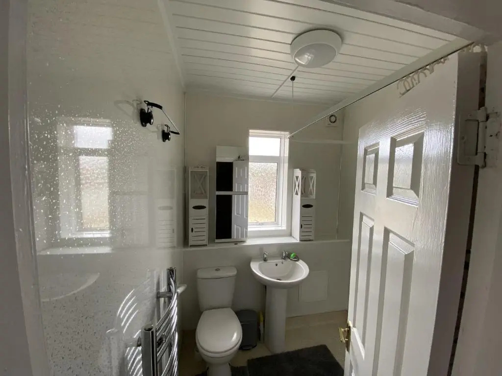Private Lounge And Double Room