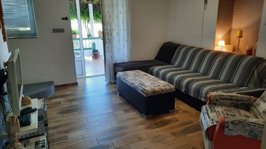 Apartment Pavilion - beautiful garden & comfortable: A1 Kampor, Island Rab