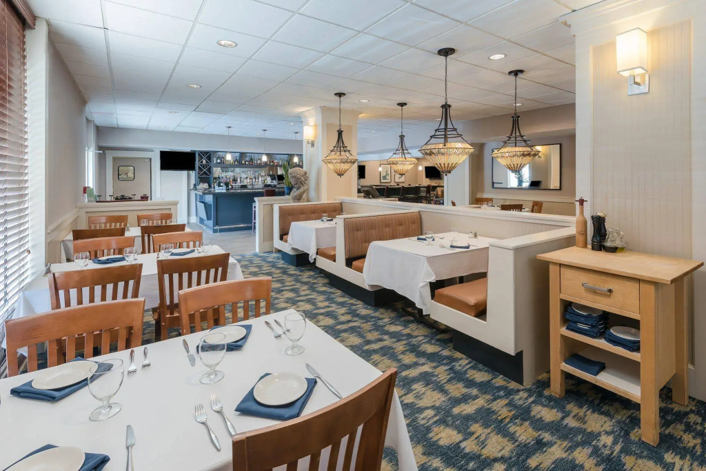 Holiday Inn South Kingstown-University of Rhode Island by IHG