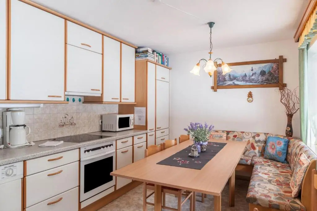Ferienhaus Familien und Gruppenhaus Garten Grillkamin