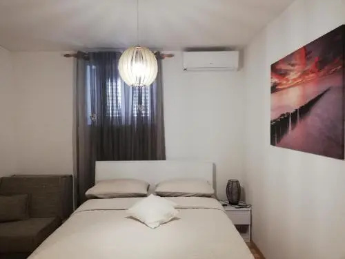 Studio Apartman Lenka