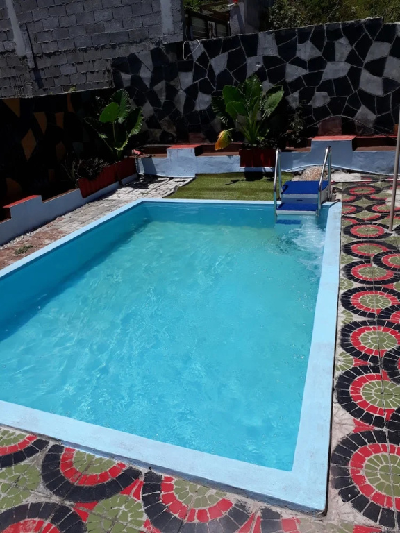 Seaview Apartments