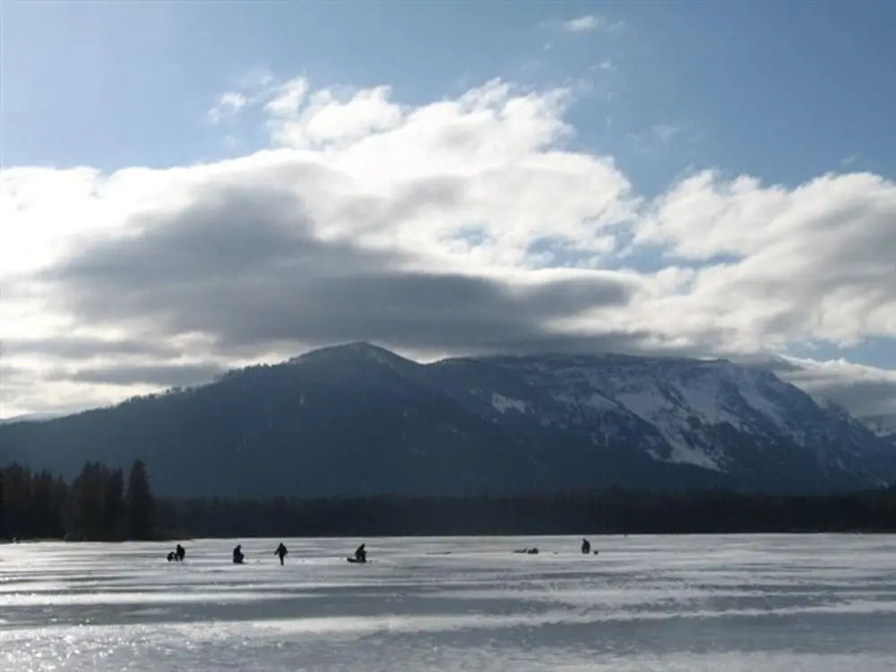 Alpine Lake Escape
