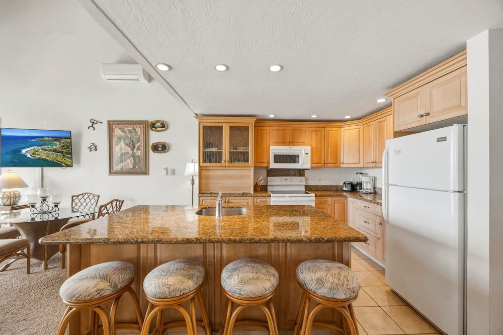 Oceanfront 2br Loft With Sunset Views - Unit C23 1 Bedroom Condo