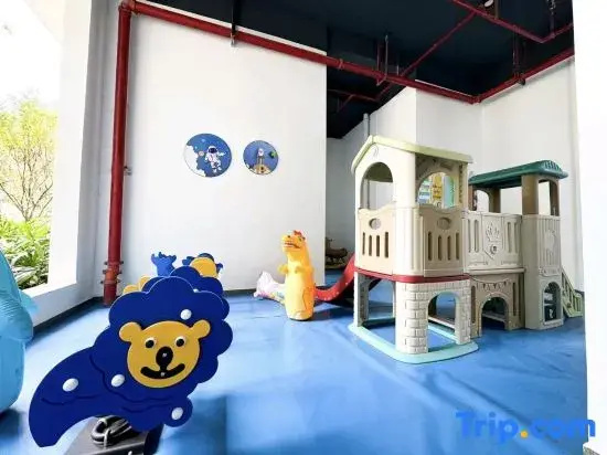 Yujian Nanwan Homestay (Beihai Wanda Plaza Wuyue Plaza)