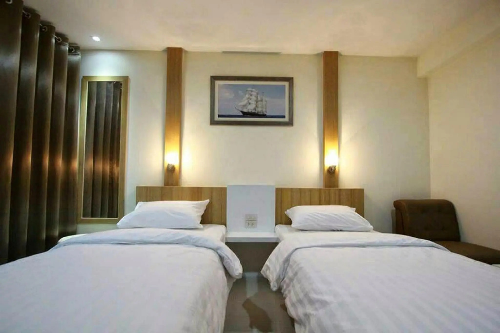 Petchsiri Boutique Hotel เพชรสิริ บูทิค