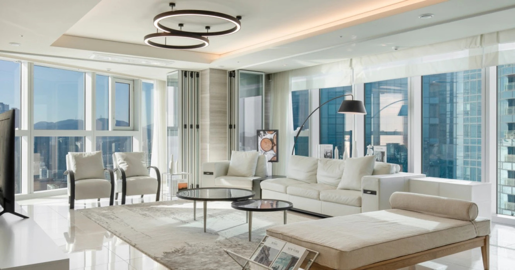 LCT Residence Y collection