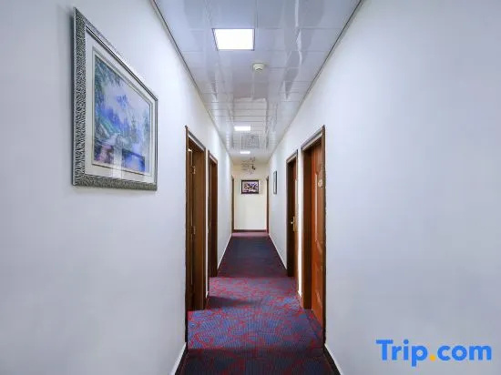 Xinyi Film Hotel (Guilin Medical College Liangjiang Sihu Branch)