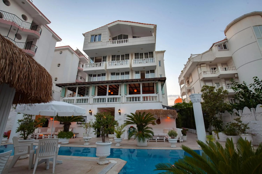 Conny's Boutique Hotel - Adults Only