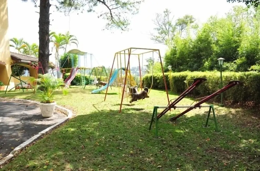 Rovi Plaza Hotel