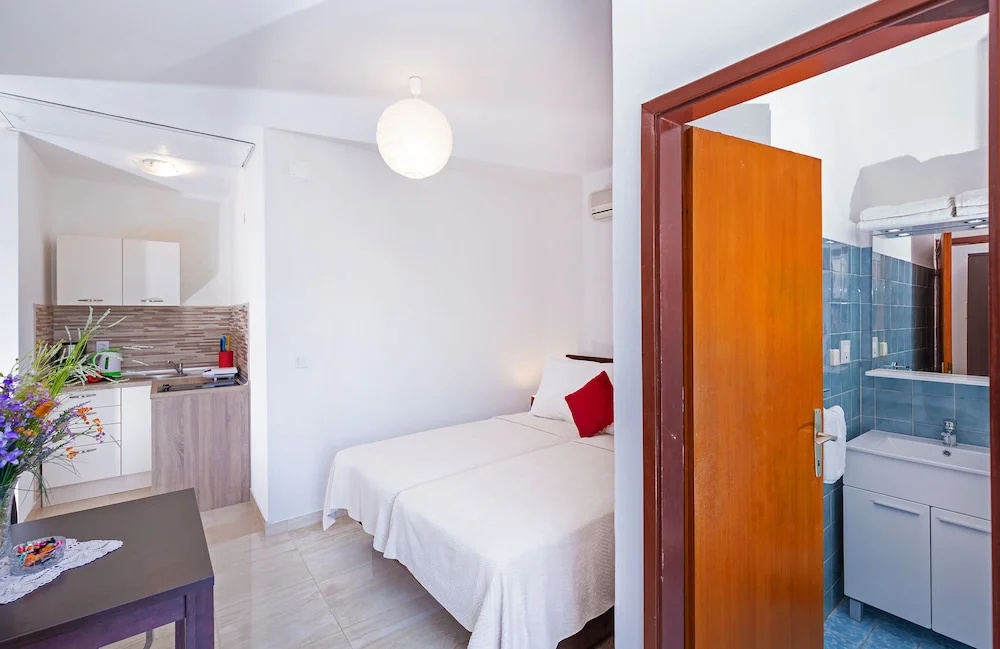 Apartments Elica