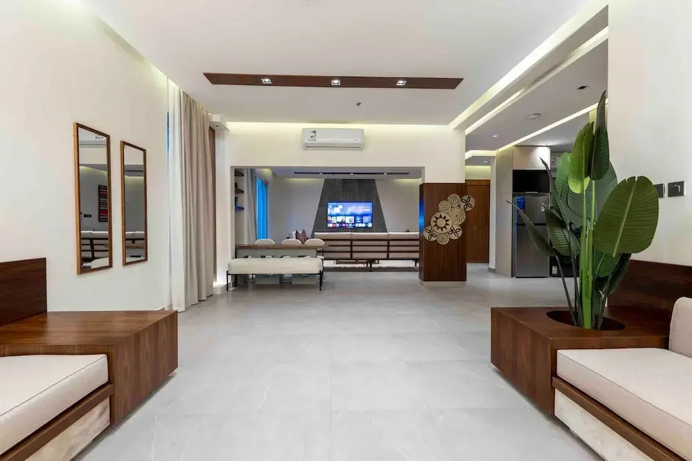 Luxury Apartment in Alwadi