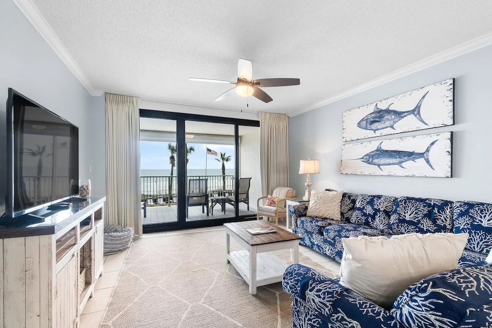 Windward Pointe 204