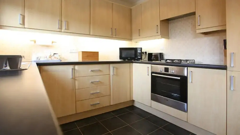 Driftwood in Poole With 3 Bedrooms and 3 Bathrooms
