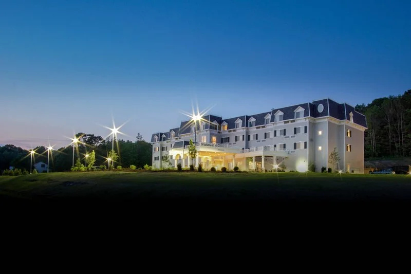 Courtyard Lenox Berkshires