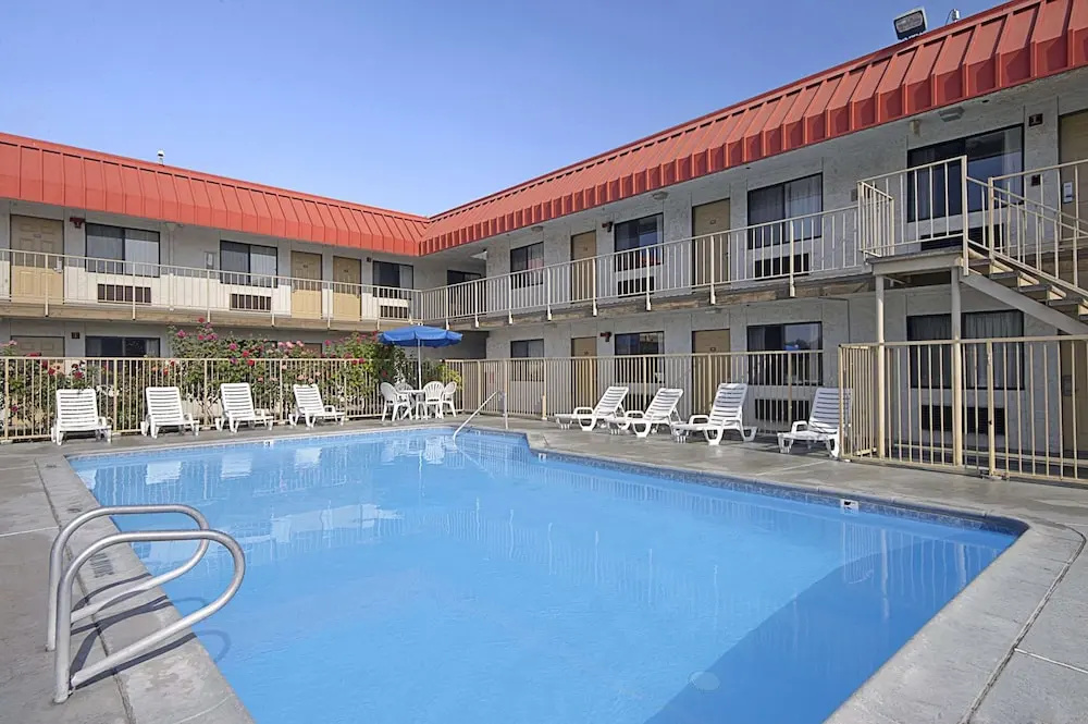 Days Inn Fresno South