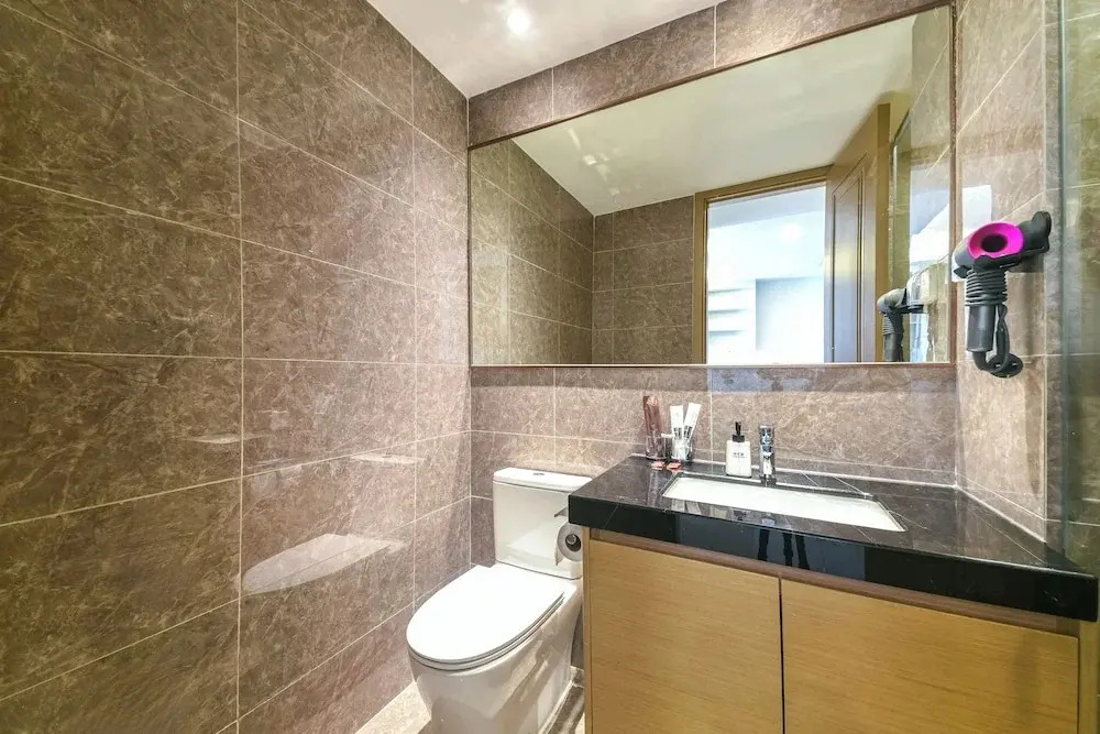 R&F Princess Cove Seine Region by Lions Bay