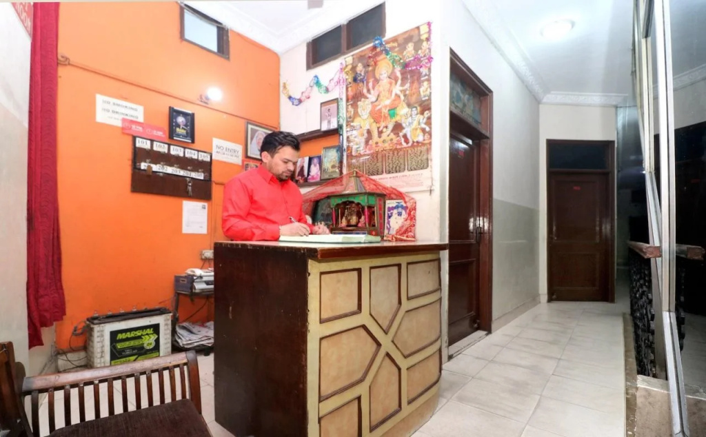 Suri Guest House By OYO Rooms